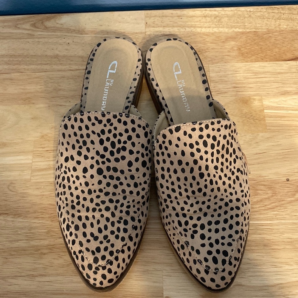 Chinese Laundry sandals